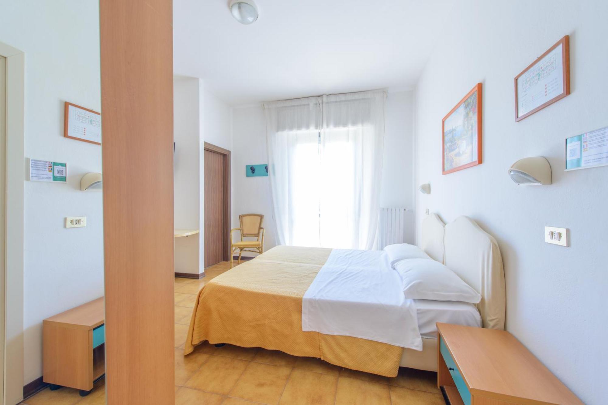 Hotel Avana Mare Rimini Exterior photo